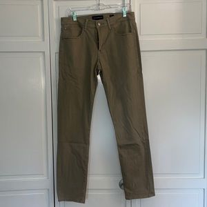 Lucky Brans men’s khaki pants - 121 Slim. Size 30x32.